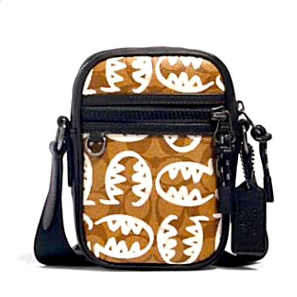 Coach cross body bag! Unisex